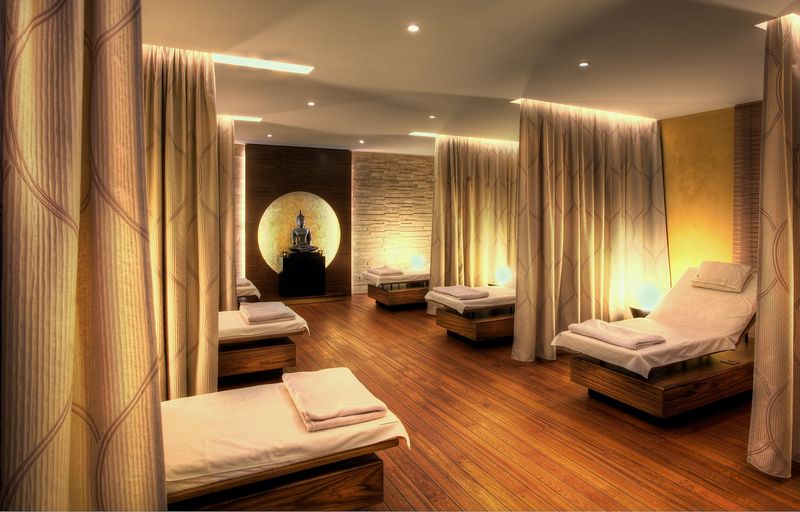 Главные преимущества парного массажа: укрепление связи и расслабление в отношениях Главные преимущества парного массажа: укрепление связи и расслабление в отношениях